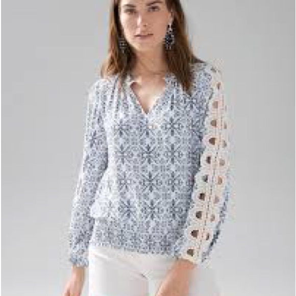White House Black Market Tops - NWOT WHBM L floral embroidered sleeve blouse